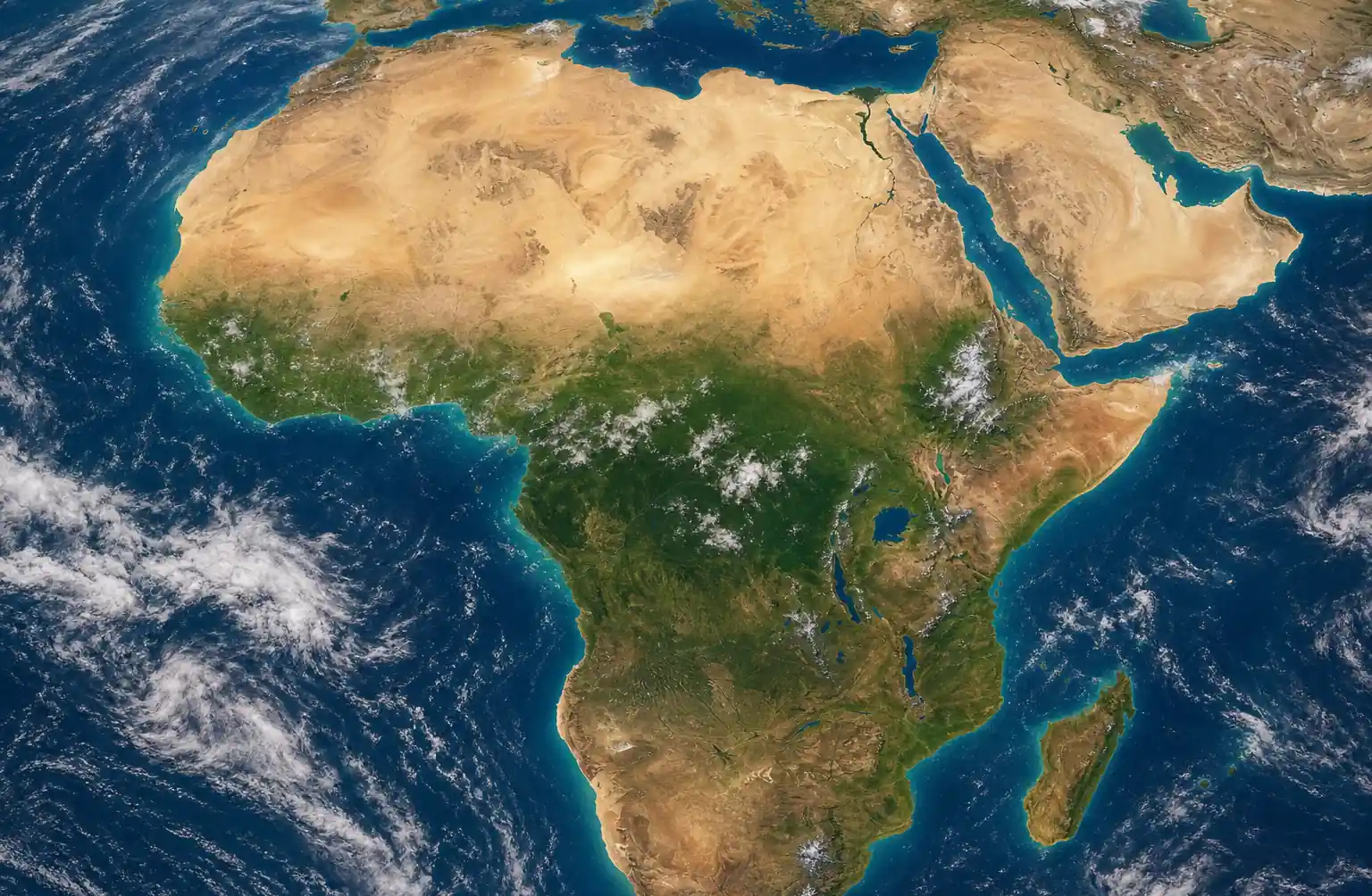 1-african-climate-challenges-event-tents