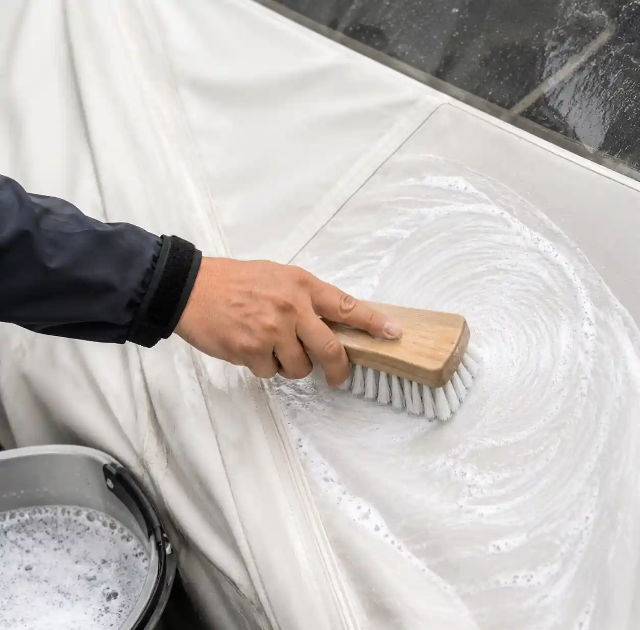 2-pvc-fabric-cleaning-process
