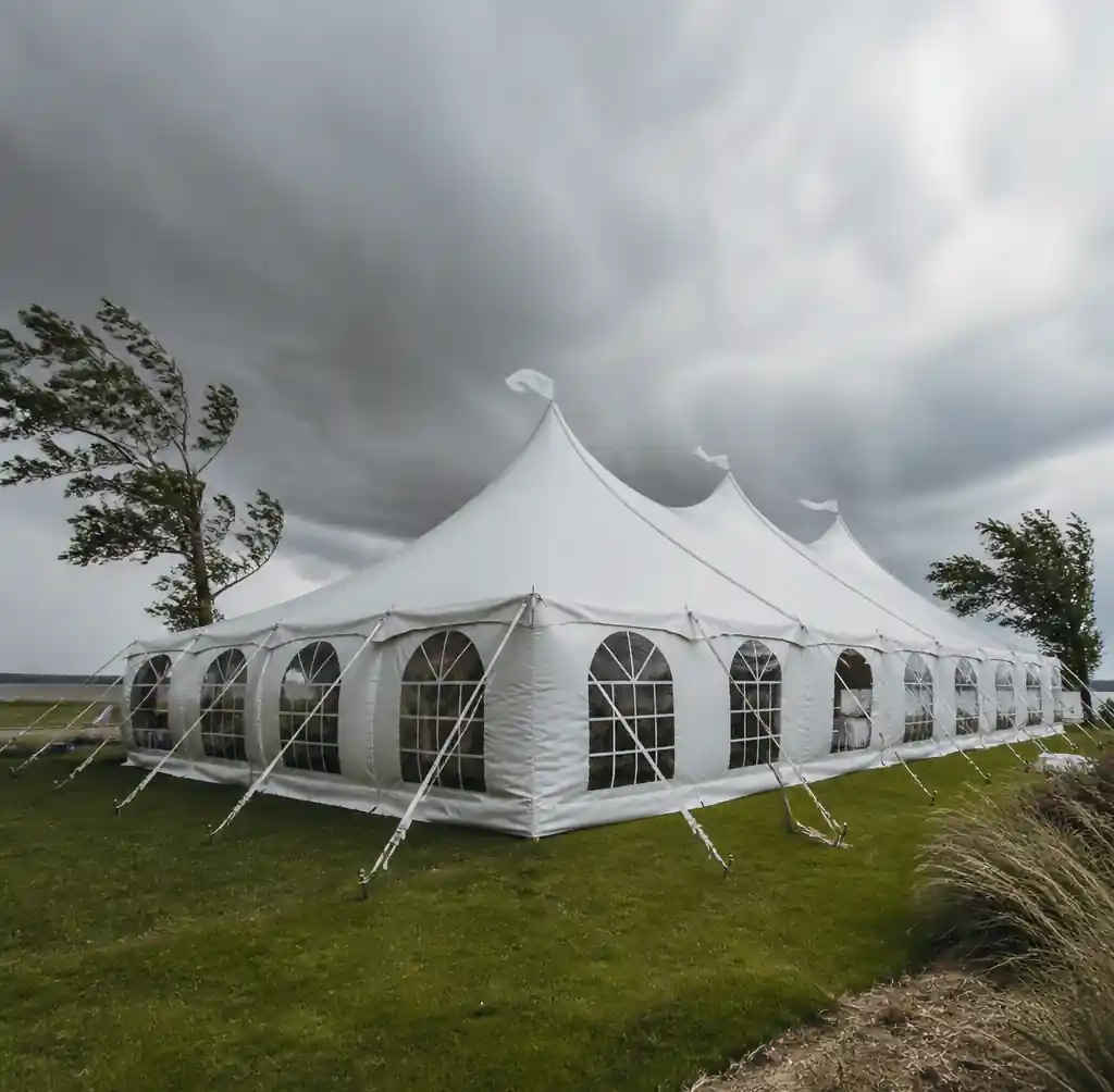 2-weather-resistant-event-tent-in-wind-conditions