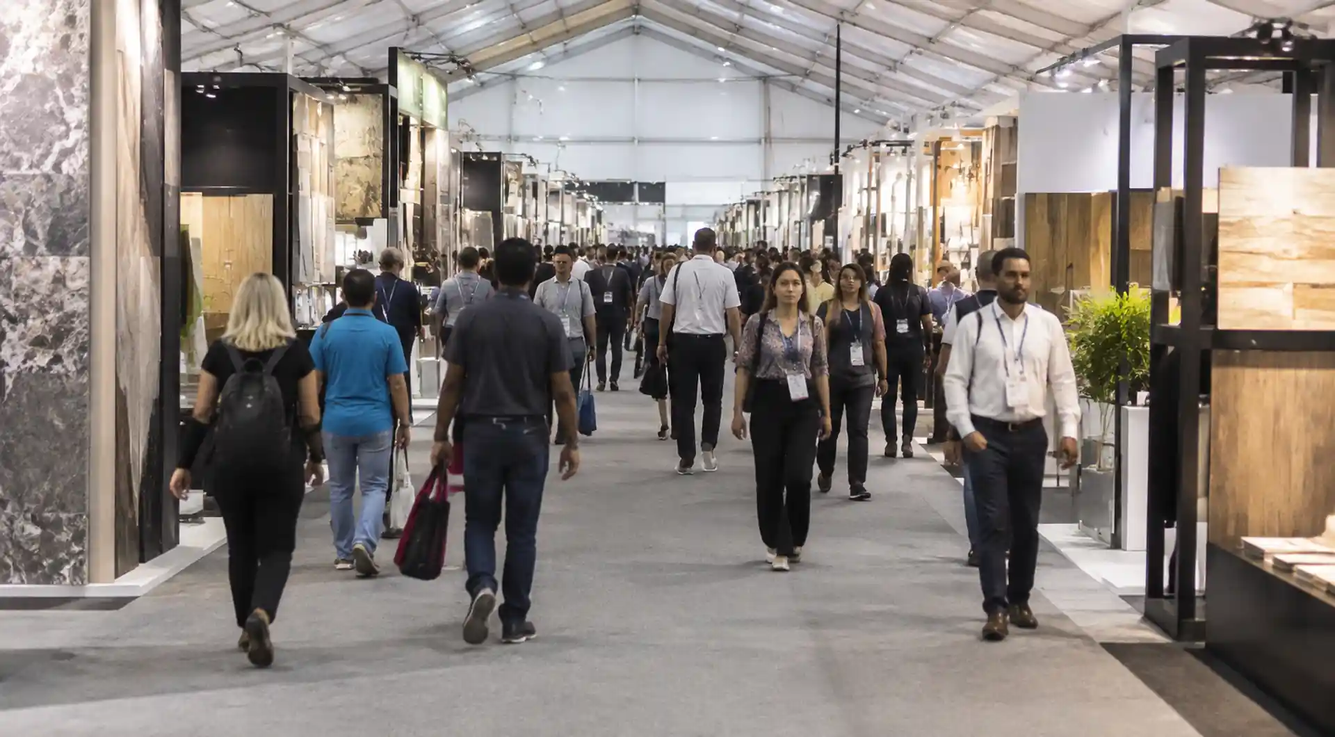3-exhibition-aisle-width-visitor-flow-pattern