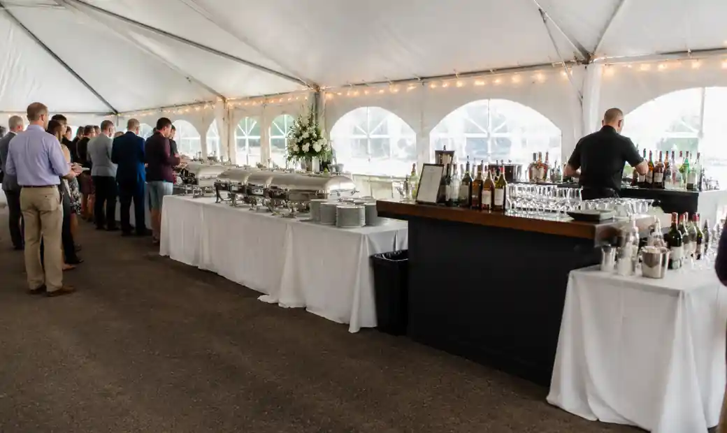 4-buffet-bar-station-tent-layout