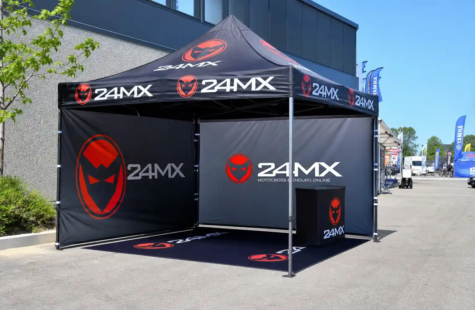 5-branded-tent-graphics-customization