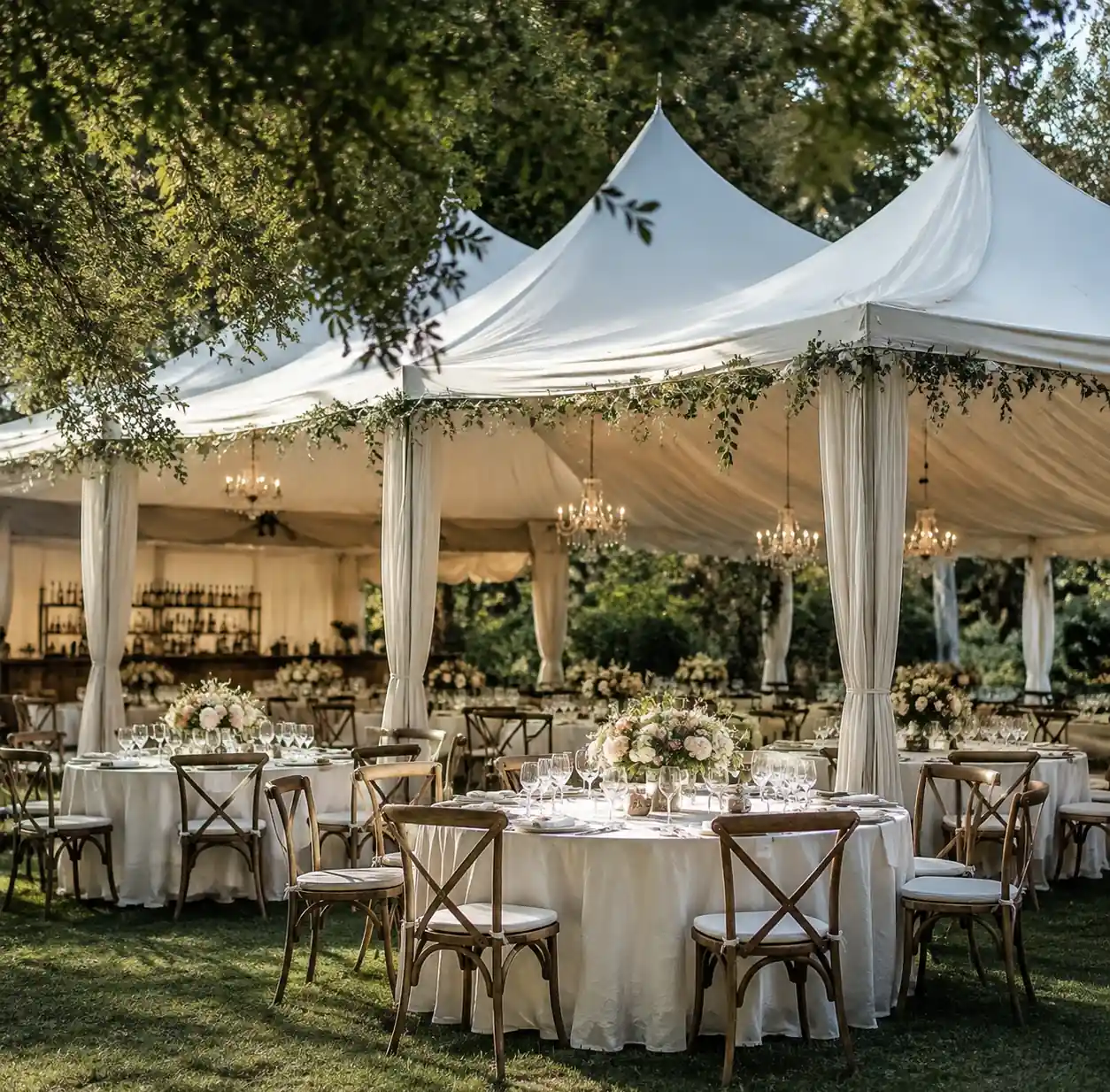 5-wedding-reception-layout-pagoda-tent