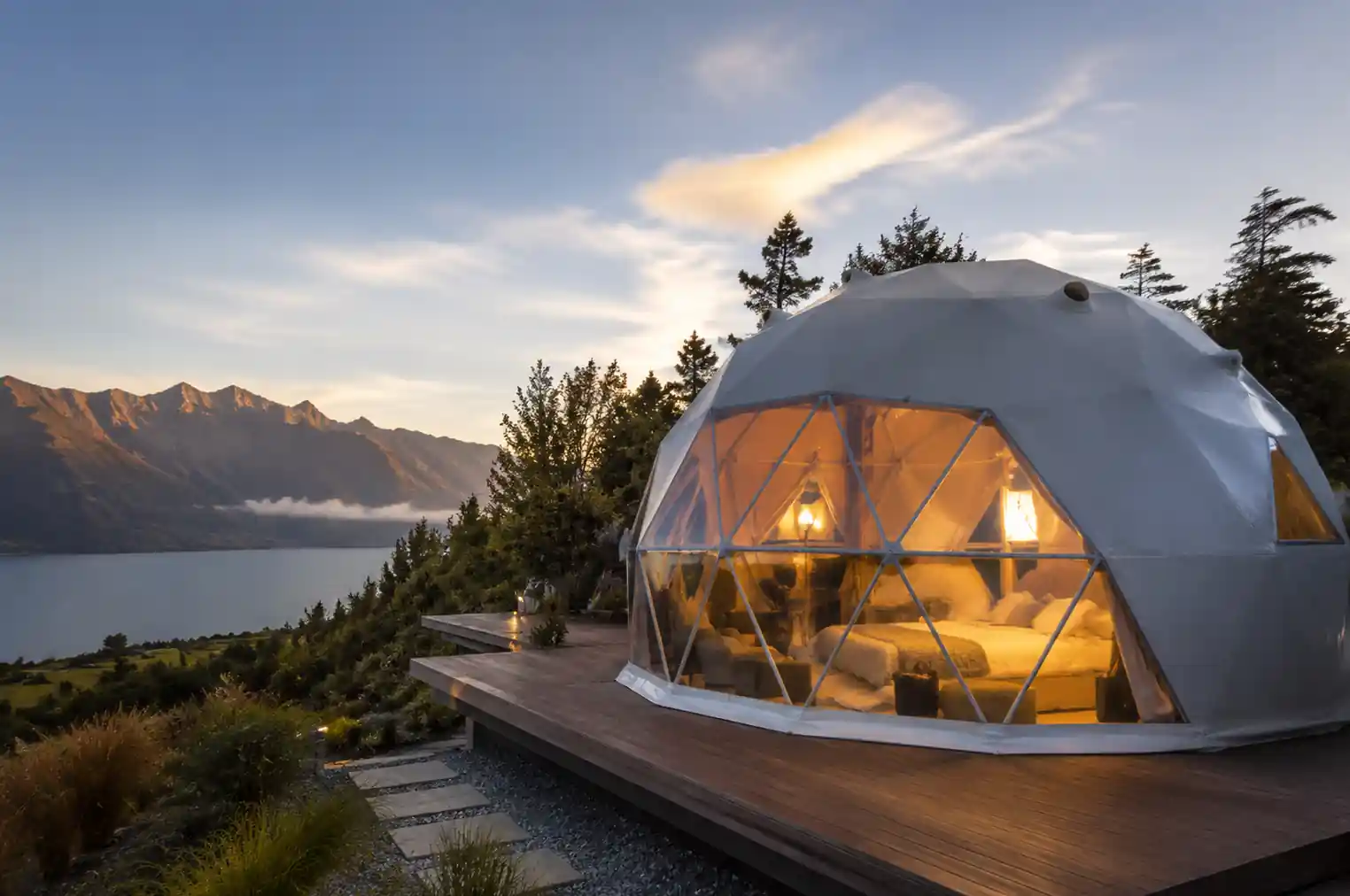 Luxury glamping dome resort tent for eco-resorts and nature retreats